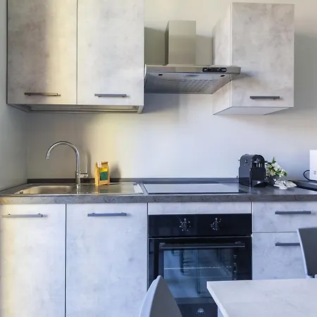 Hostly-the Happya Lodge-by San Giovanni Laterano Apartament